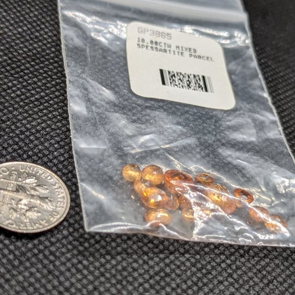 Mixed Sizes Spessartite Garnet Gems - Picture 3 of 5